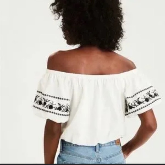American Eagle Embroidered Crop Top Off Shoulder Festival Boho Small White - Picture 2 of 10